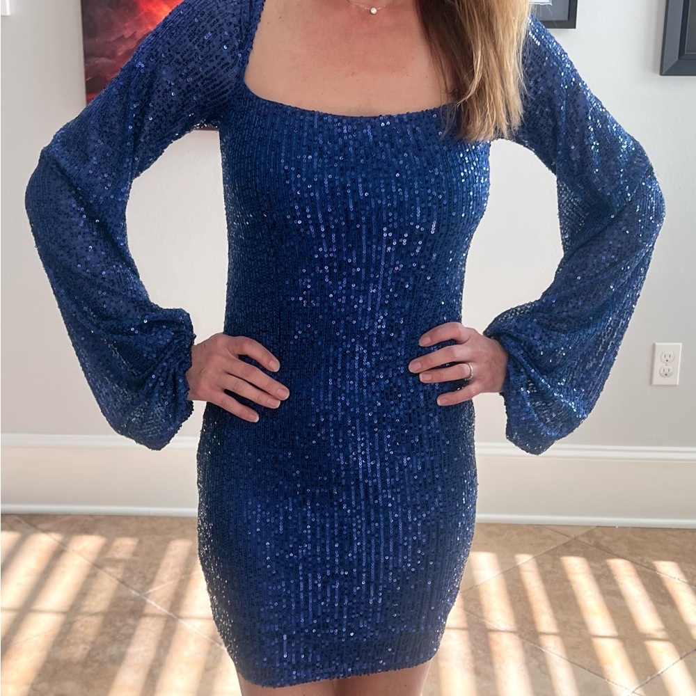 Elegant Blue Sequin Dress